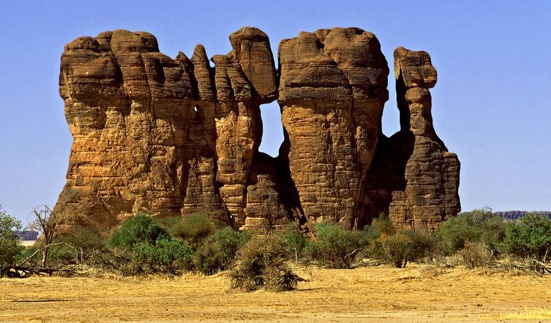 ennedi-desert-14