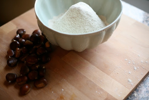 Fresh chesnuts and flour