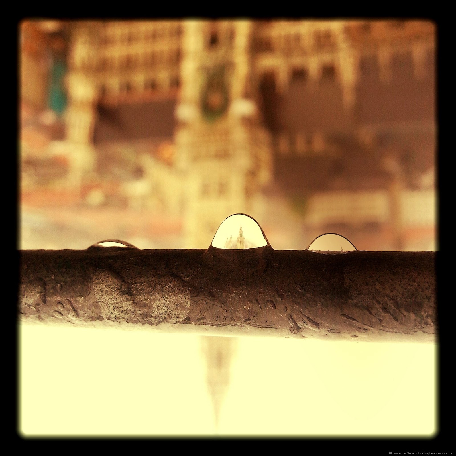 [Munich-in-a-drop-of-water2.jpg]