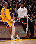 lebron james nba 130117 mia at lal 03 Boston Outlasts Miami in 2nd OT. LeBron Debuts Suede X PE!