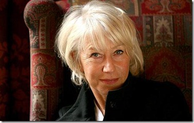 Helen Mirren nevetve táncolna a sírba