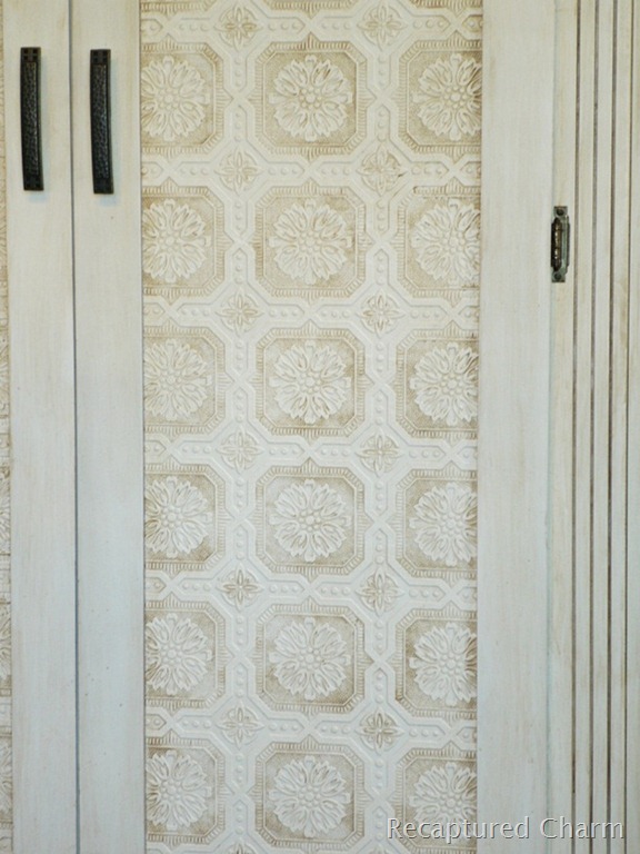 [wallpapered%2520armoire%2520024a%255B9%255D.jpg]