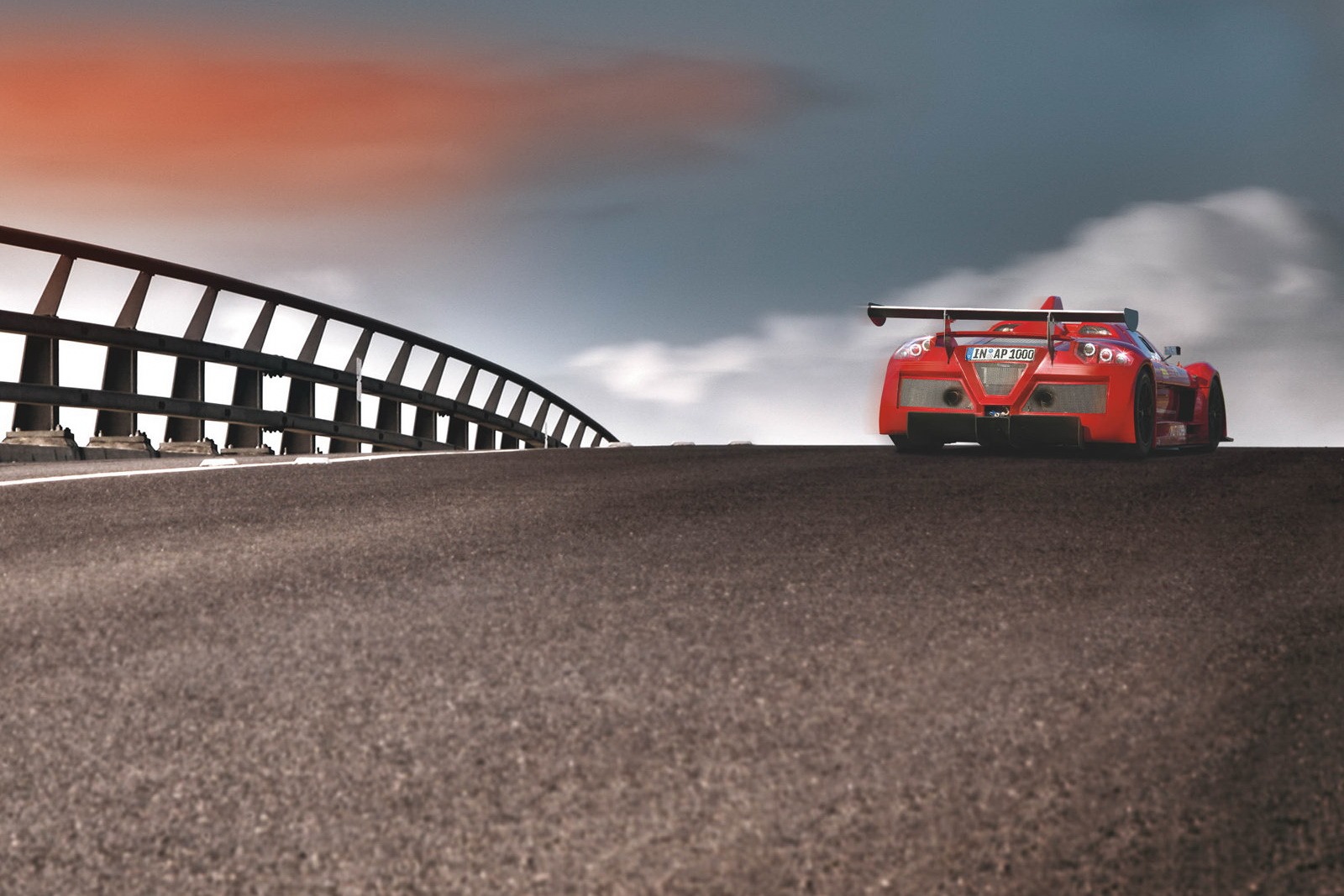 [Gumpert-Apollo-8%255B2%255D.jpg]