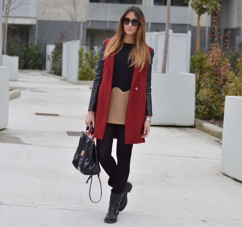 Sheinside, Sheinside coat, red coat, cappotto rosso, come abbinare un cappotto rosso, dress, come abbinare un vestito corto, strategia, strategia boots, strategia shoes, scarpe strategia, miss sicily, miss sicily bag, dolce & gabbana bag, dolce & gabbana miss sicily bag, H&M jewels, H&M earrings, H&M accessoires, Calzedonia, fashion blogger, italian fashion blogger, fashion blogger firenze, fashion blogger italiane