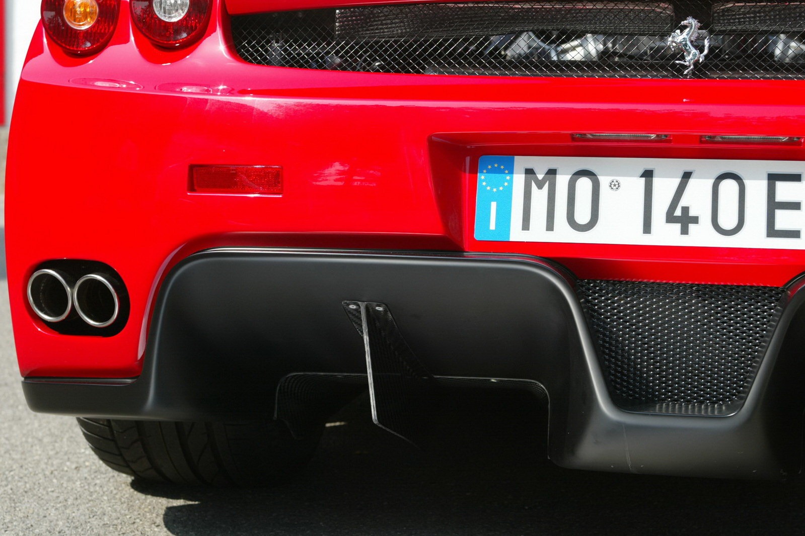 [Ferrari-Enzo-425.jpg]