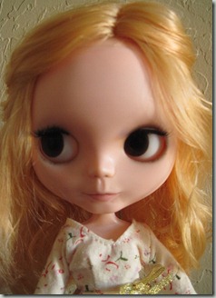 blond blythe girl redo 005