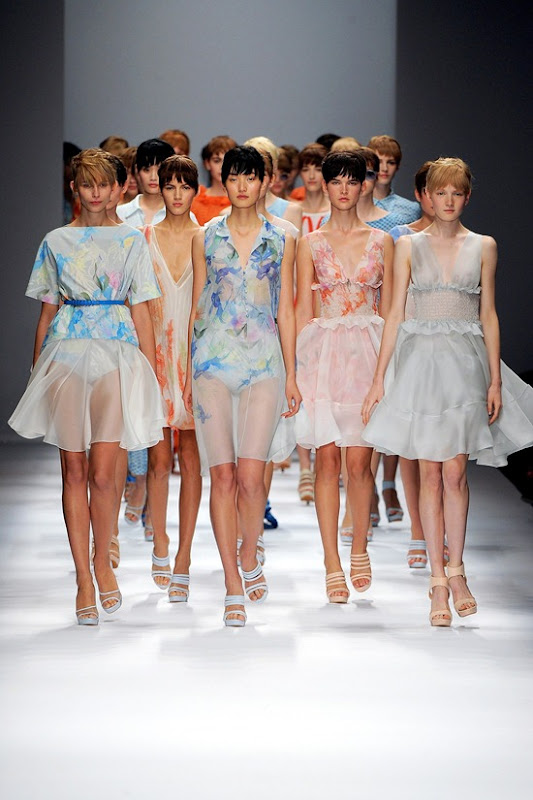 cacharel-spring-2013-15 cacharel-spring-2013-15