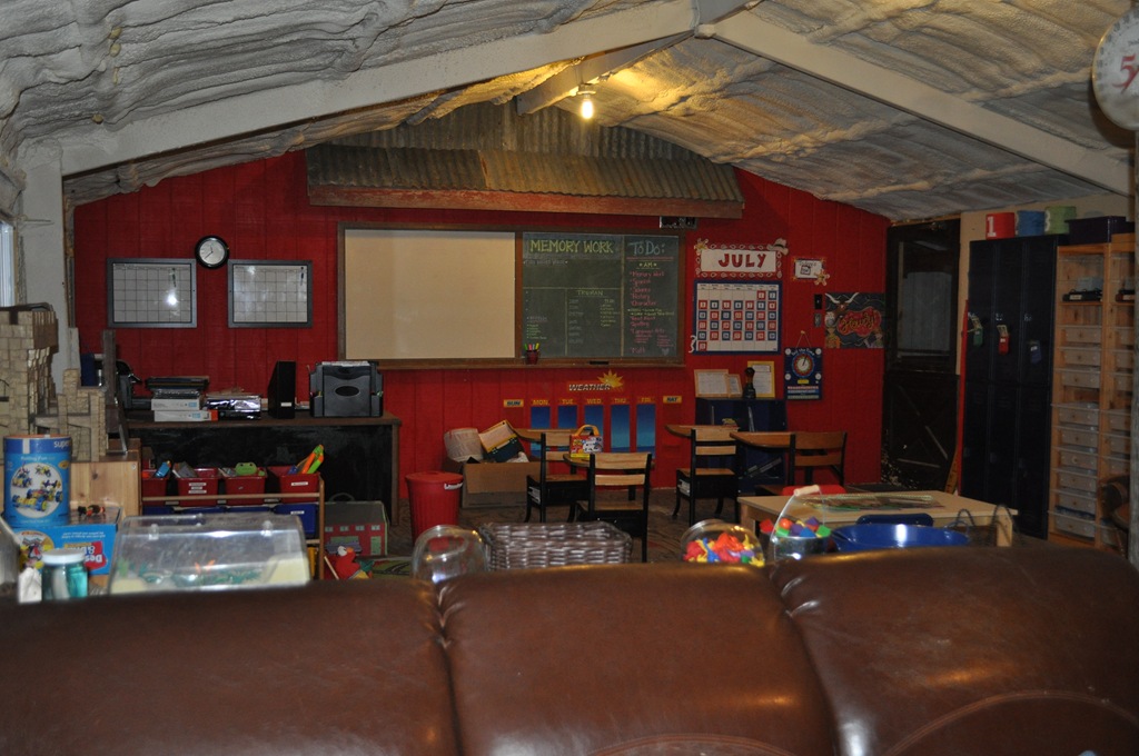 [schoolbarn%2520032%255B8%255D.jpg]