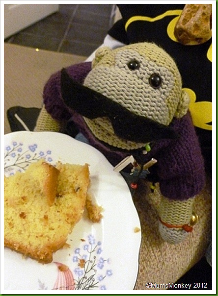 PE Lady's Mum Cake PE Lady's Mum Cake