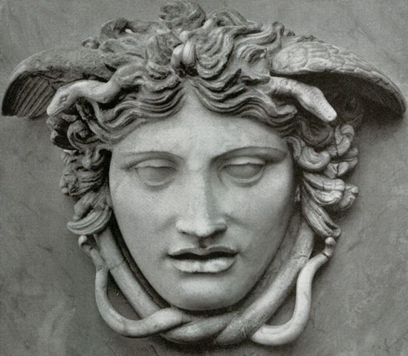 [medusa%2520%25287%2529%255B3%255D.jpg]