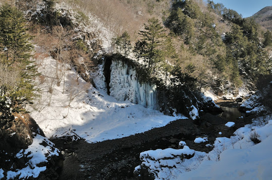 青氷の滝