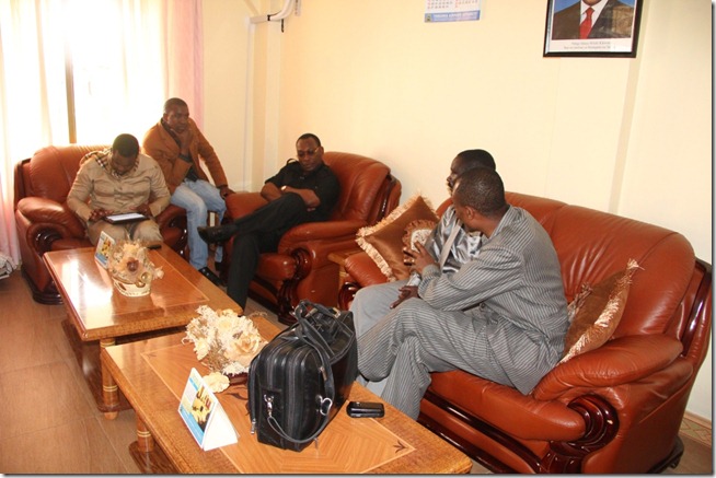 Mbowe with party leaders at VIP lounge