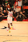wearing brons nba lebron10 volt eric bledsoe 07 Wearing Brons: Eric Bledsoe Takes Flight in Volt LeBron Xs