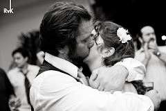 Fotos do evento Joana e Mauro. Foto numero 91 de Rogerio von Kruger, fotografo no Rio de Janeiro (RJ), que faz fotos de casamento, fotos de musica, fotos de shows e fotos de eventos. Rogerio von Kruger faz fotos digitais de casamento no Rio de Janeiro, RJ. fotos de casamento foto digital rio janeiro rj festa noiva noivas festas album casamentos digitais retrato fotografia e filmagem