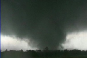 052311-tornado-funnel-crop_606.jpg