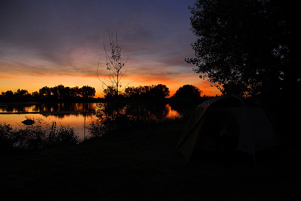 [SV-Campsite-Sunrise2.jpg]
