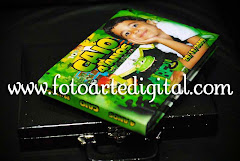 Álbum de fotos de 1º, 2º, 3º e 4º Anos do Caio Bersot do estúdio Foto Arte Digital, de Itaborái, RJ, que faz fotografia de casamentos (fotos de casamento), fotos de aniversário (fotografia de aniversário), fotos de 15 anos, fotos de crianças (fotografia infantil), fotos de eventos sociais, vídeos de casamento, vídeos de 15 anos, vídeos de making-of, vídeos de aniversário, vídeo infantil (vídeo de crianças) e vídeos de eventos sociais. Fotojornalismo e videojornalismo em Itaboraí, RJ. Album (digital) de fotos de 1º, 2º, 3º e 4º Anos do Caio Bersot do estudio Foto Arte Digital, de Itaborai, RJ, que faz fotografia de casamentos (fotos de casamento), fotos de aniversario (fotografia de aniversario), fotos de 15 anos, fotos de criancas (fotografia infantil), fotos de eventos sociais, videos de casamento, videos de 15 anos, videos de making-of, videos de aniversario, video infantil (video de criancas) e videos de eventos sociais. Fotojornalismo e videojornalismo em Itaborai, RJ.