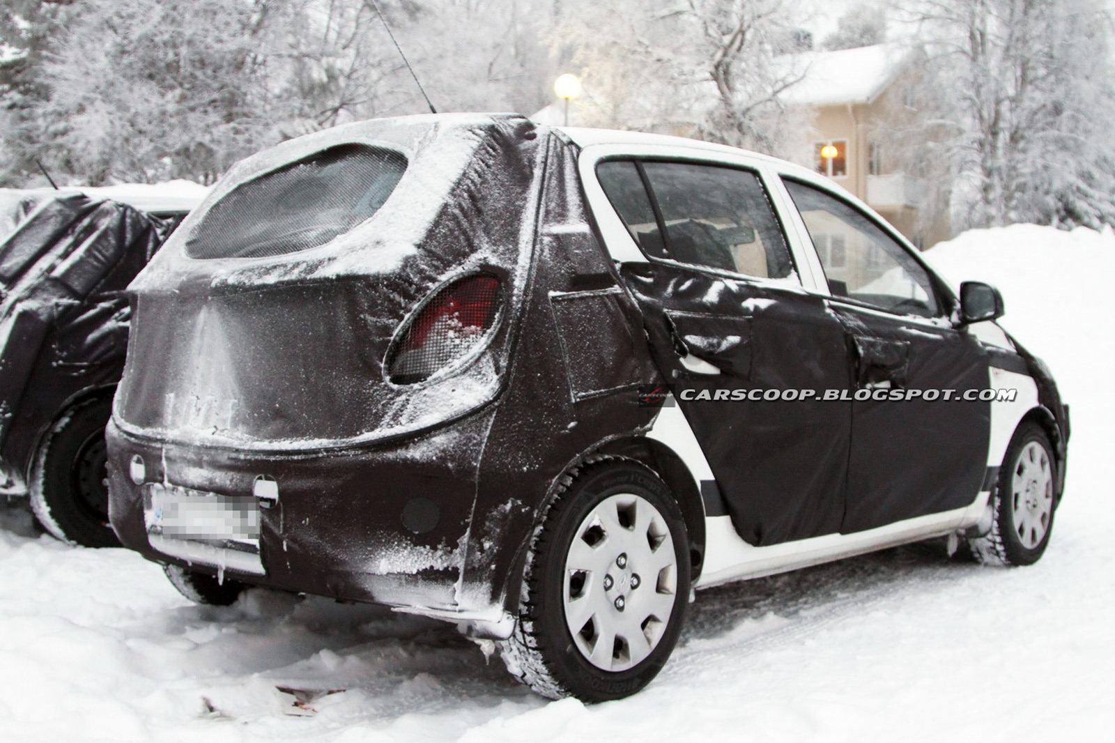 [2013-Hyundai-i20-Facelift-2%255B3%255D.jpg]