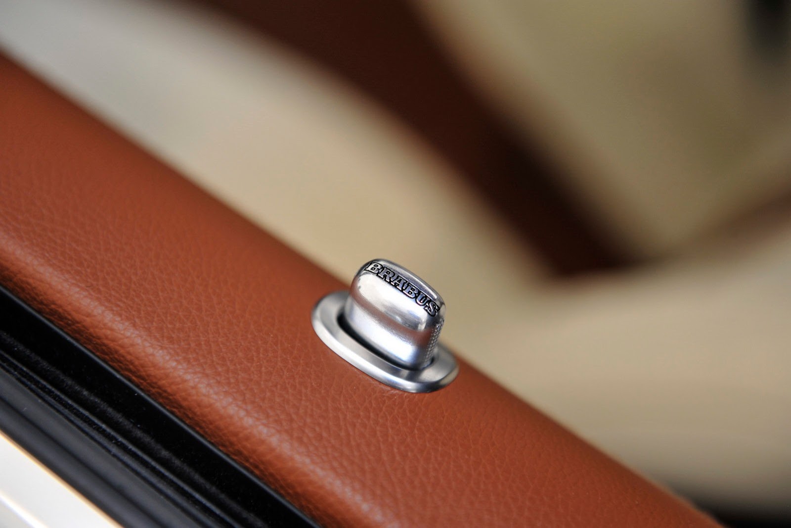 [Brabus-850-Biturbo-iBusiness-26%255B2%255D.jpg]