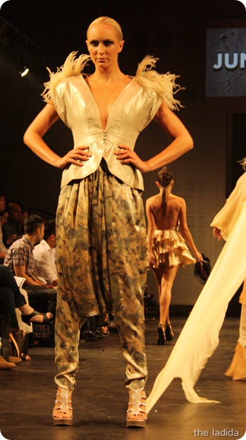 Pimnarra Sangngern - Raffles Graduate Fashion Show 2012 - Junction (10)