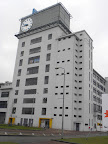 Het klokgebouw