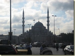 Mosque near Bosphorus boat pier 1 (Small)