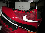 Throwback Thursday: LEBRON VII Heroes Pack Jordan PE nike air max lebron 7 pe hero pack deion 2 02 Throwback Thursday: LEBRON VII Heroes Pack Jordan PE