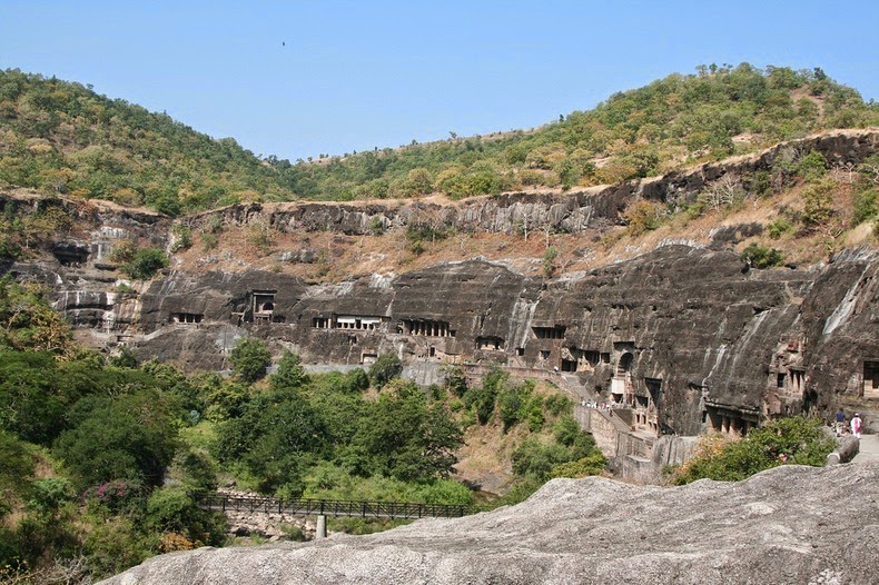 ajanta-caves-3 ajanta-caves-3
