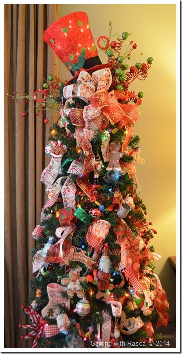 Hat Topper Christmas tree