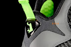 Another Look at Nike LeBron Dunkman Different Version nike lebron 9 gr black green dunkman 3 02 Another Look at Nike LeBron Dunkman Different Version