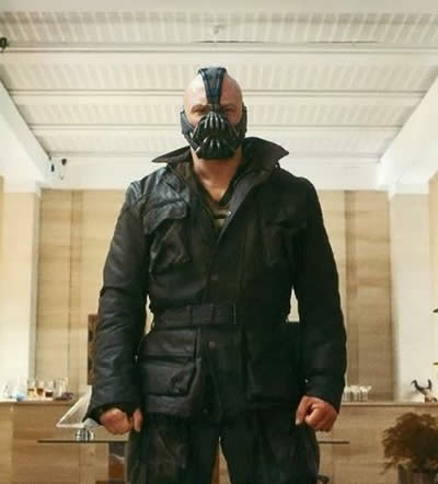 [Bane-Batman-14jun2012-01%255B3%255D.jpg]