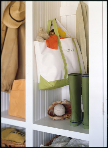 If you're short on space, designate a tote bag or basket and keep it in a closet so that unwanted items can go right inside. If you're short on space, designate a tote bag or basket and keep it in a closet so that unwanted items can go right inside.