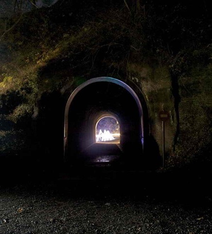 [Magic-small-tunnels-12%255B5%255D.jpg]