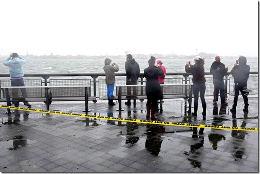 hurricane-sandy-people-photos-20