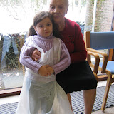 bezoek rusthuis kleuters 091.JPG