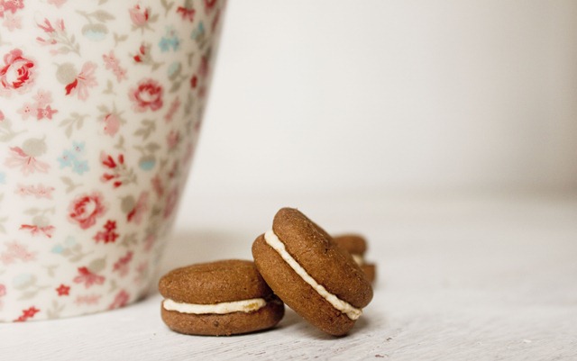 LO MEJOR DE ESTAS GALLETAS, EL RELLENO!