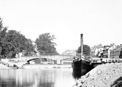 islandsbron_4.jpg