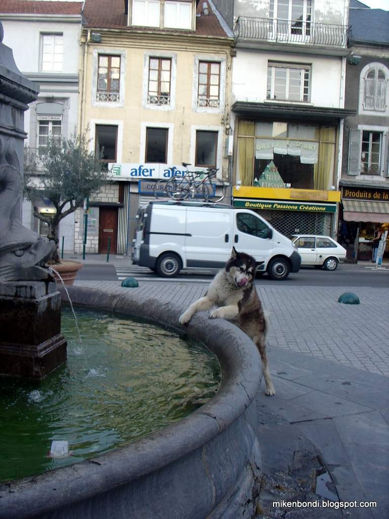 [20050929%2520Nice%2520to%2520Lourdes%2520%252812%2529%255B3%255D.jpg]