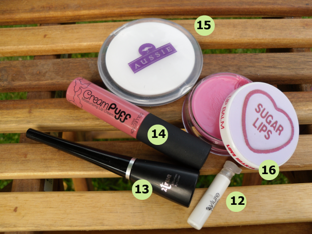 [04-summer-handbag-essentials-blog-uk-makeup-festival%255B8%255D.png]