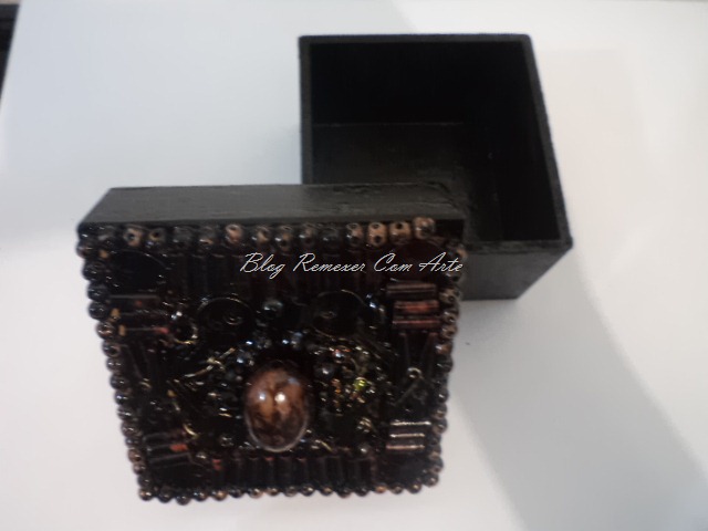 [DSC0167214.jpg]