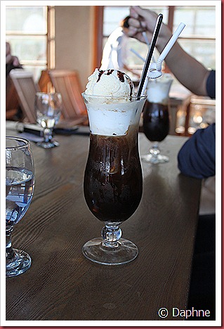 IMG_1945 IMG_1945