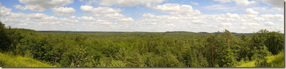 Un vaste panorama se découvre Un vaste panorama se découvre