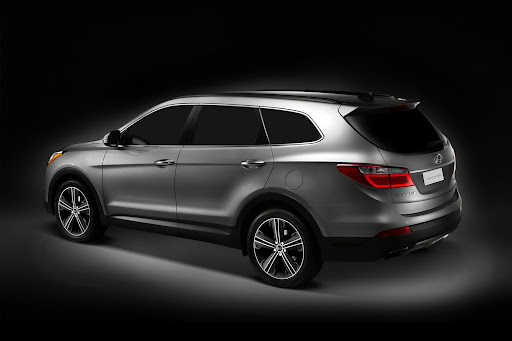 2013-Hyundai-Santa-Fe-05.jpg