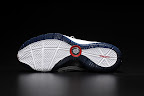 nike lebron 7 ps gr white navy red 4 04 Nike Air Max LeBron VII (7)   White/Navy/Gold Sample Actual Photos