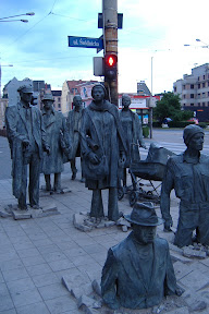 I like these statues a lot.
