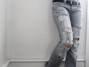 [ragged-jeans-2222.jpg]
