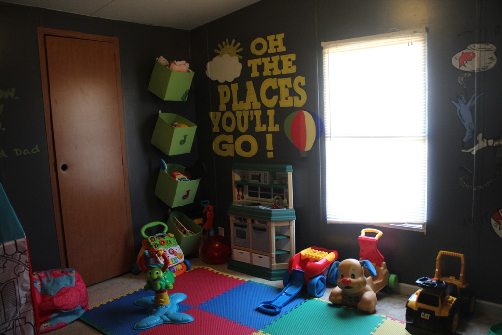 [playroom%2520026%255B5%255D.jpg]