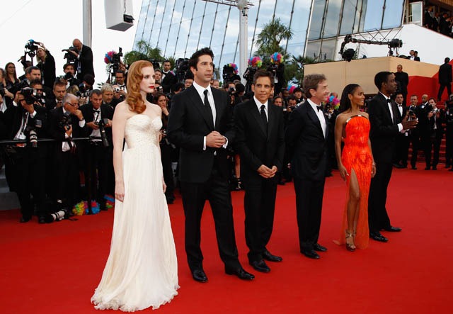 CANNES, FRANCE - MAY 18:  (L-R) Actors Jessica Chastain, David Schwimmer, Ben Stiller, Martin Short, Jada Pinkett Smith and Chris Rock attend the 