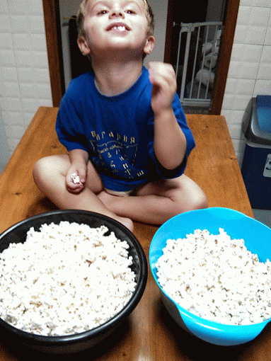 Max popcorn-MOTION