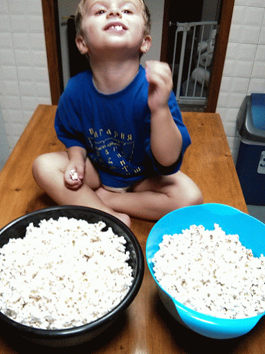 Max popcorn-MOTION Max popcorn-MOTION